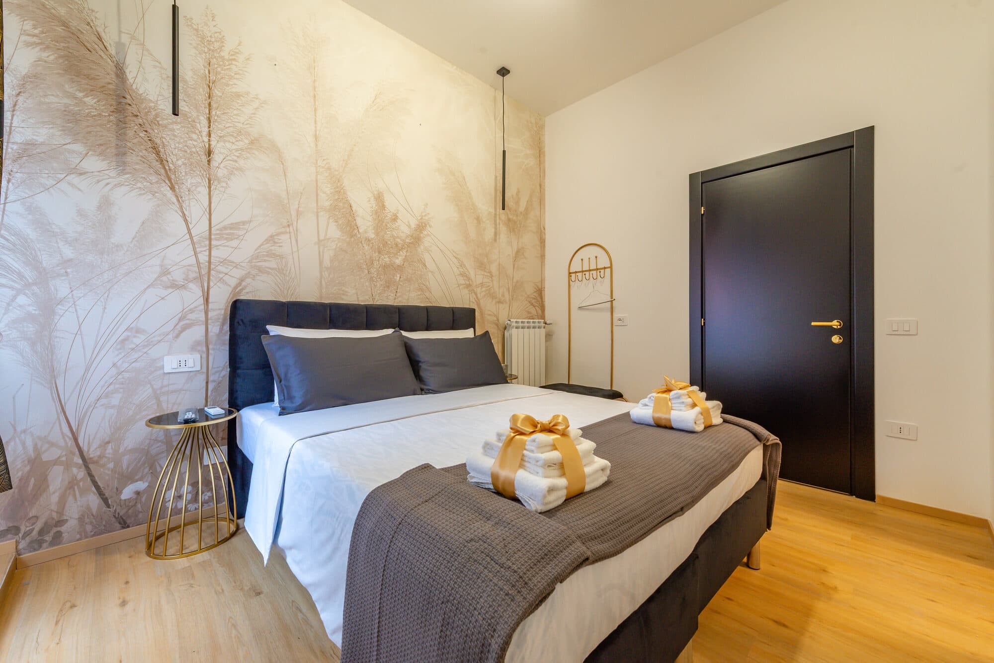 Eternal Residency — Taranto Room II