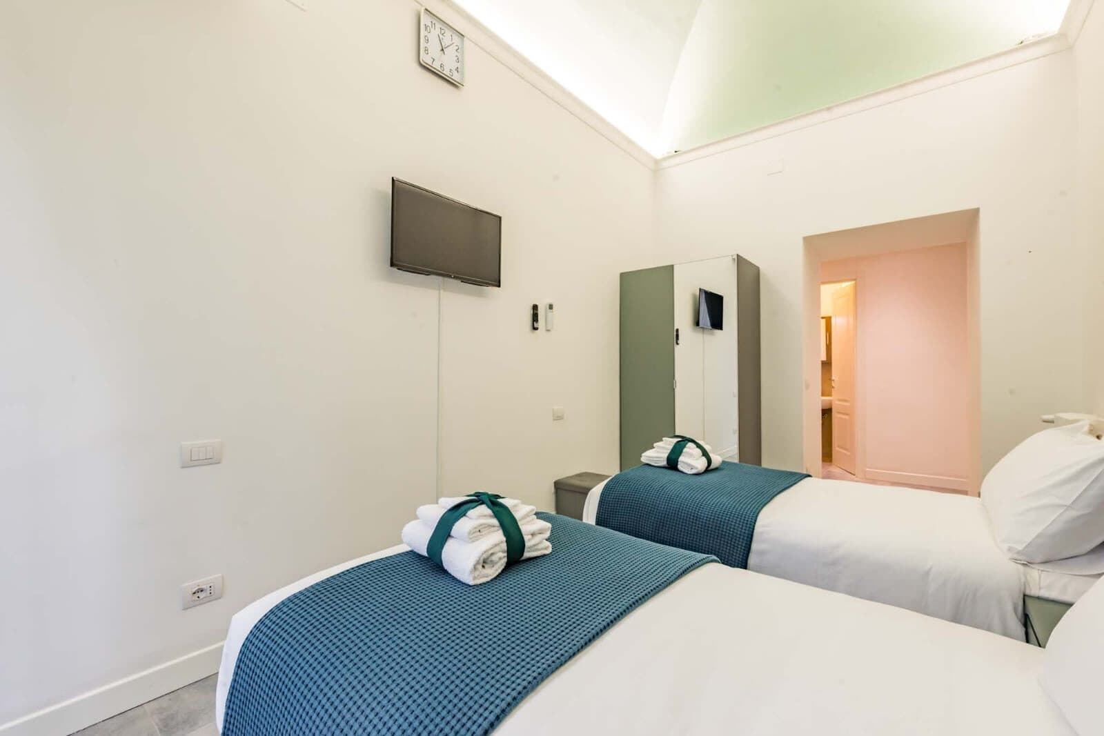 Eternal Residency — Termini Room I